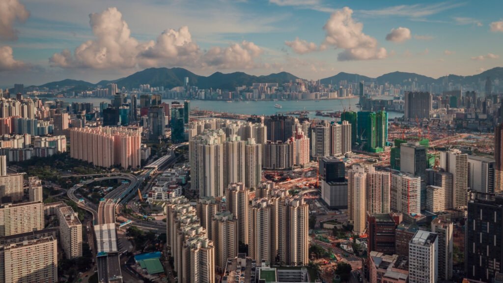 Lạm phát, Thất nghiệp và Nền kinh tế