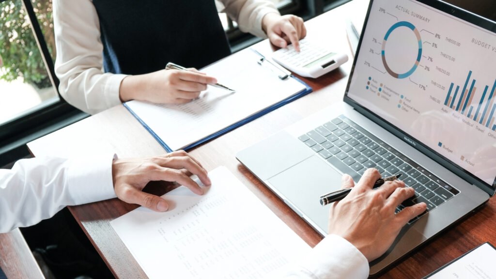Vậy có nên học CFA nếu muốn làm ngân hàng đầu tư?